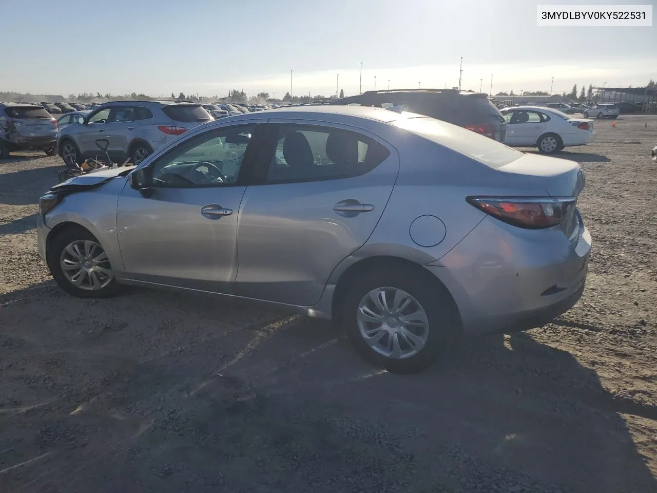 2019 Toyota Yaris L VIN: 3MYDLBYV0KY522531 Lot: 73501524