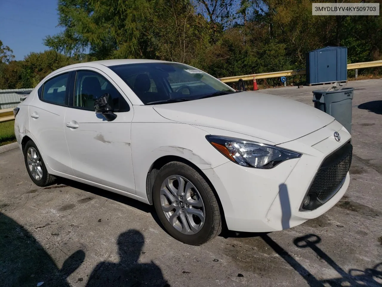 2019 Toyota Yaris L VIN: 3MYDLBYV4KY509703 Lot: 74363784