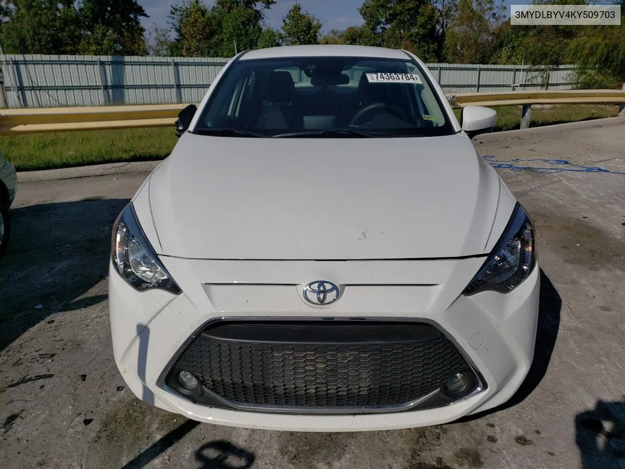 2019 Toyota Yaris L VIN: 3MYDLBYV4KY509703 Lot: 74363784