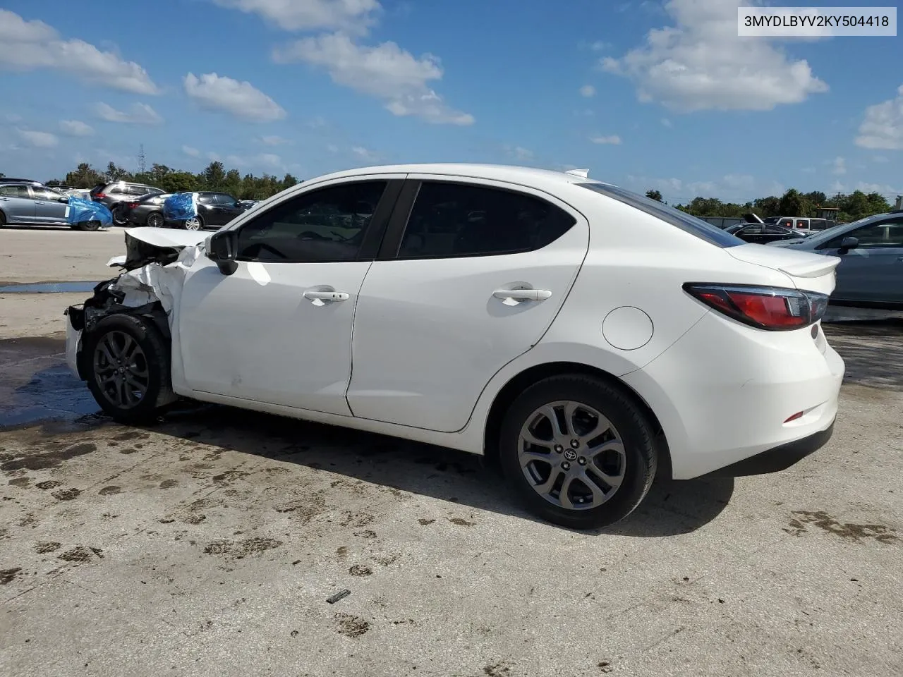 2019 Toyota Yaris L VIN: 3MYDLBYV2KY504418 Lot: 77350074