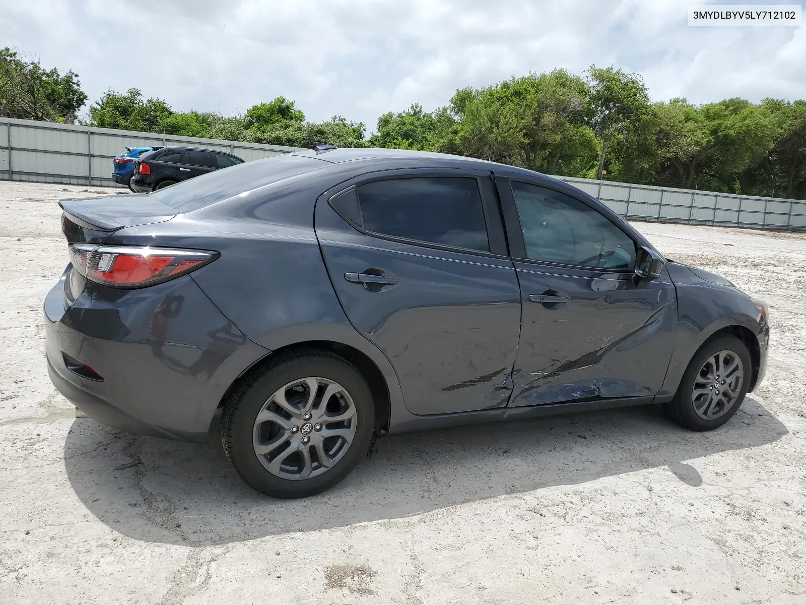 2020 Toyota Yaris L VIN: 3MYDLBYV5LY712102 Lot: 65267894