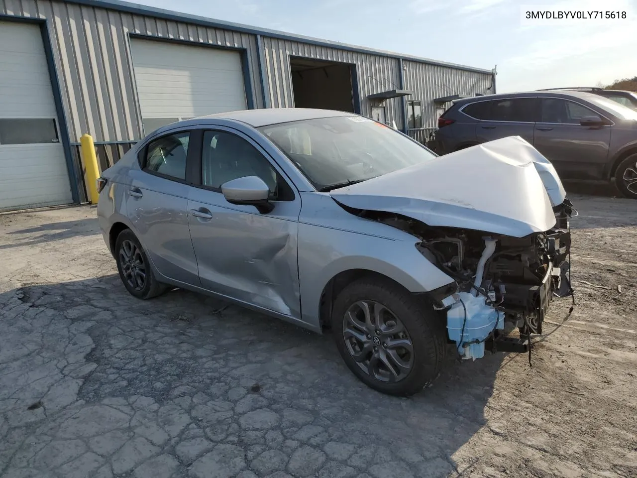 3MYDLBYV0LY715618 2020 Toyota Yaris L