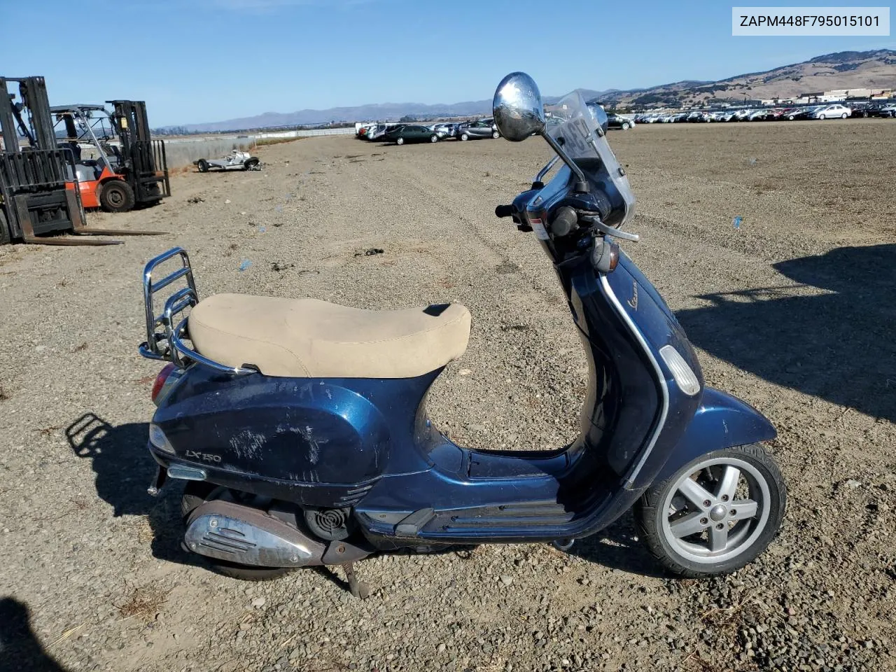 2009 Vespa Lx 150 VIN: ZAPM448F795015101 Lot: 79040734