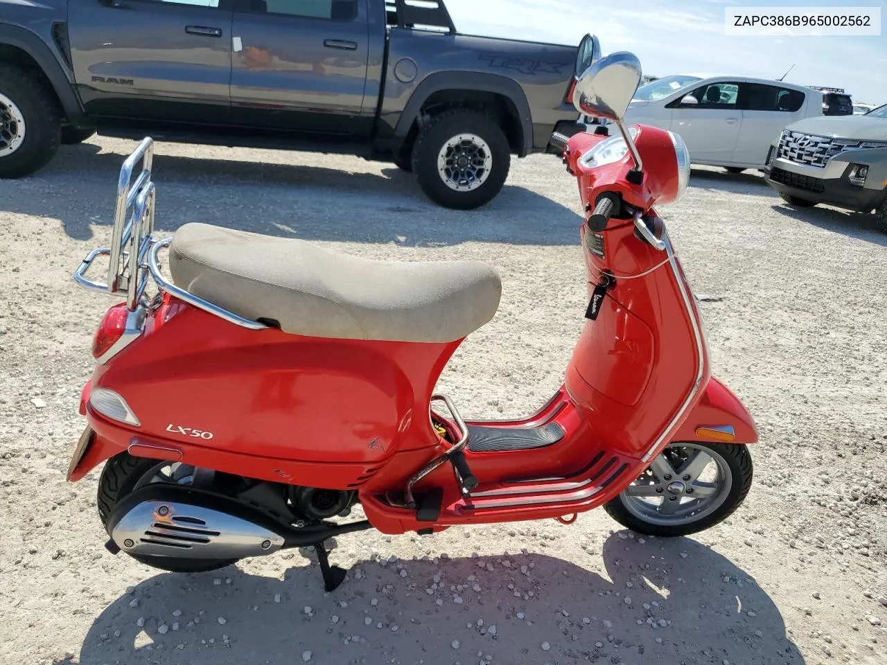 2006 Vespa Lx 50 VIN: ZAPC386B965002562 Lot: 78137244