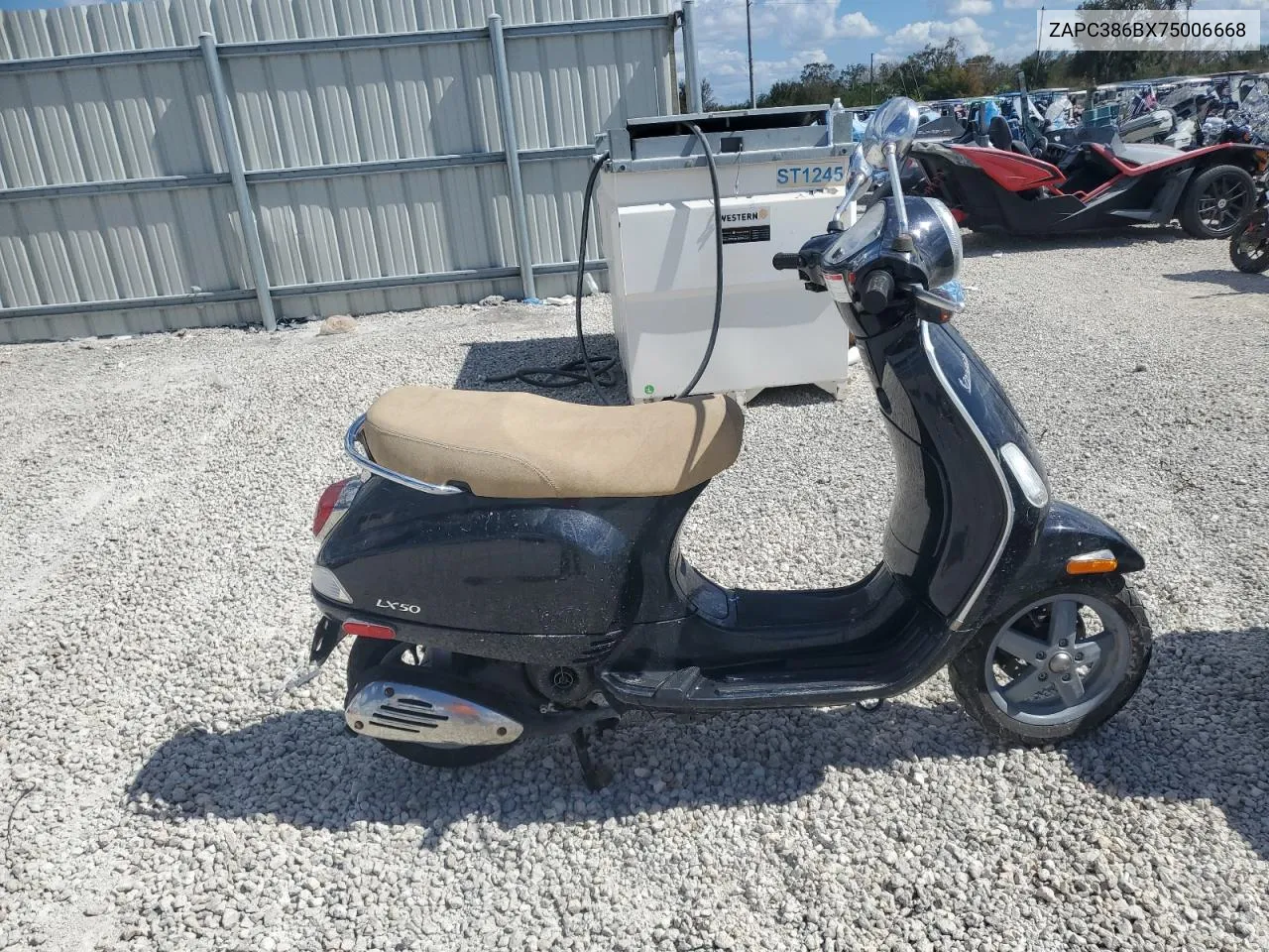 2007 Vespa Lx 50 VIN: ZAPC386BX75006668 Lot: 77491304