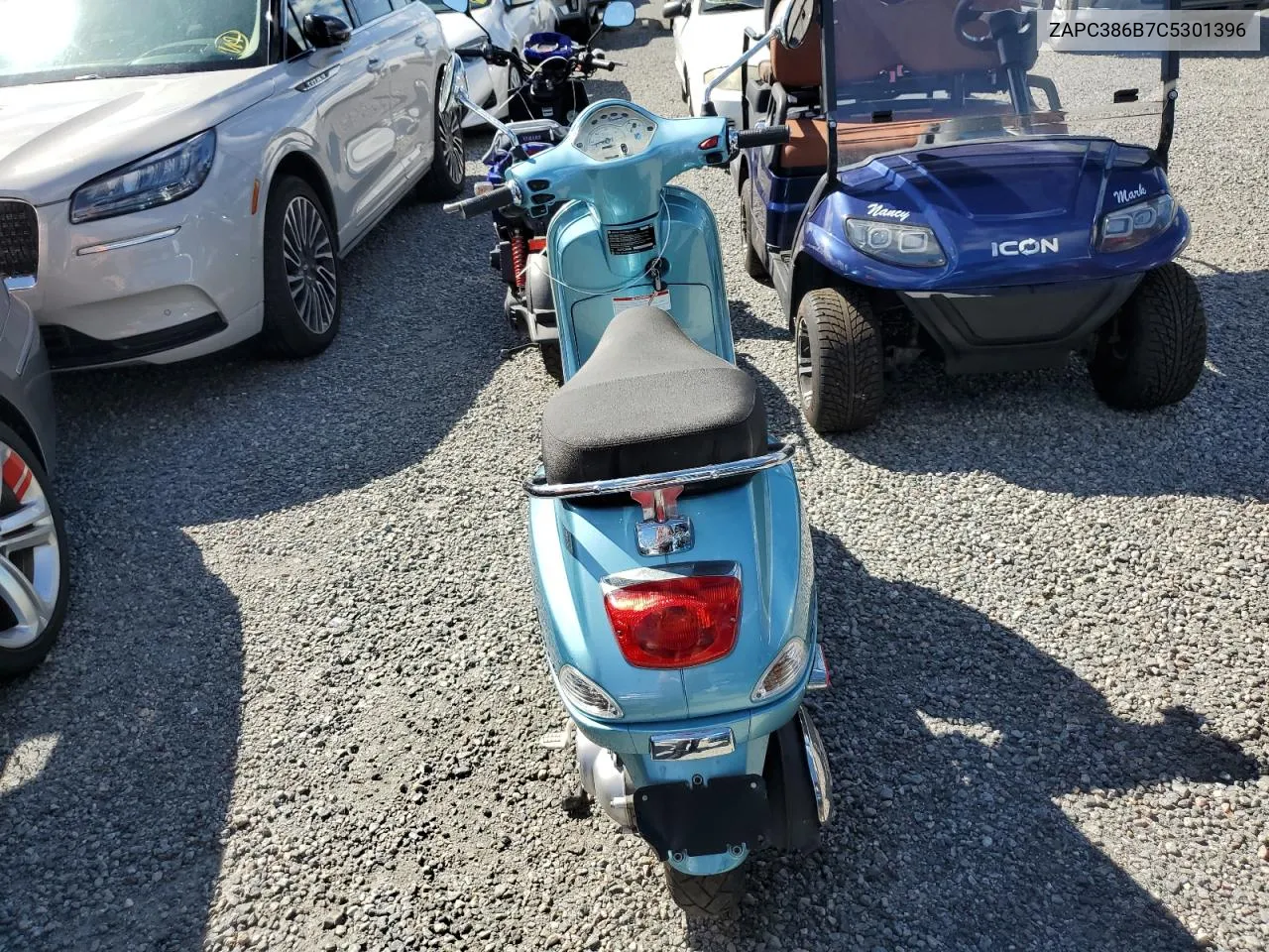 ZAPC386B7C5301396 2012 Vespa Lx 50