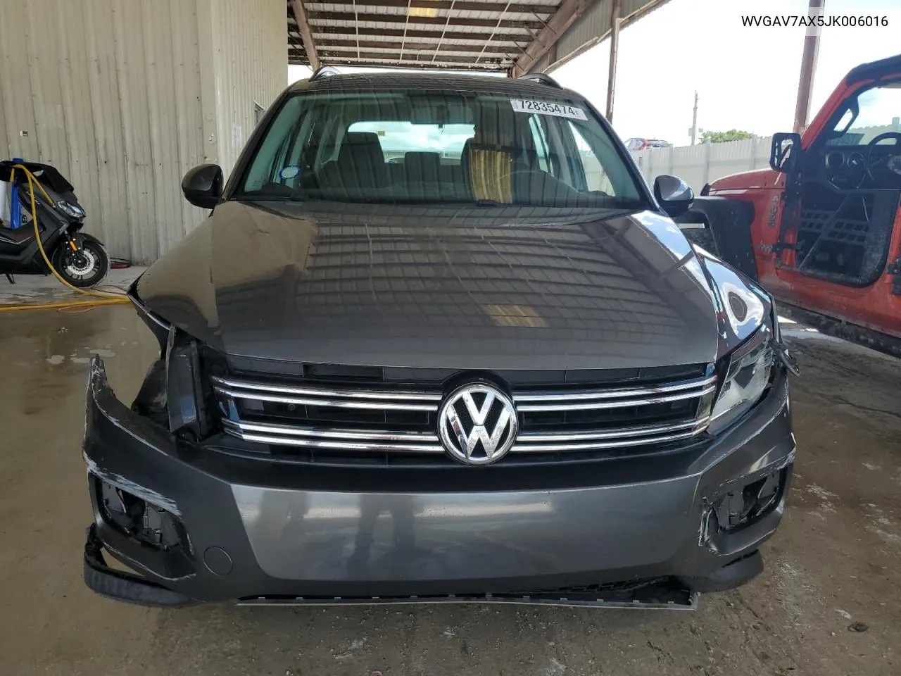 2018 Volkswagen Tiguan Limited VIN: WVGAV7AX5JK006016 Lot: 72835474