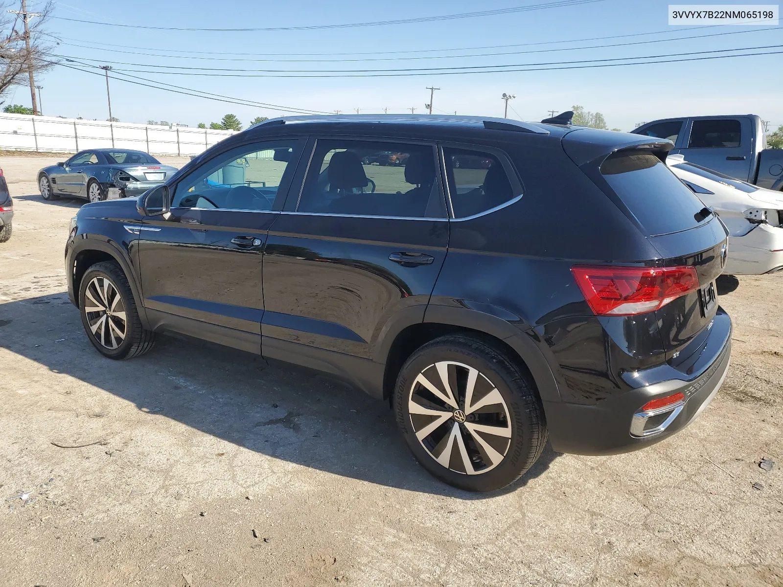 2022 Volkswagen Taos Se VIN: 3VVYX7B22NM065198 Lot: 53077204