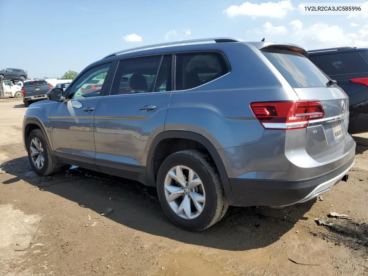 2018 Volkswagen Atlas Se VIN: 1V2LR2CA3JC585996 Lot: 62441694