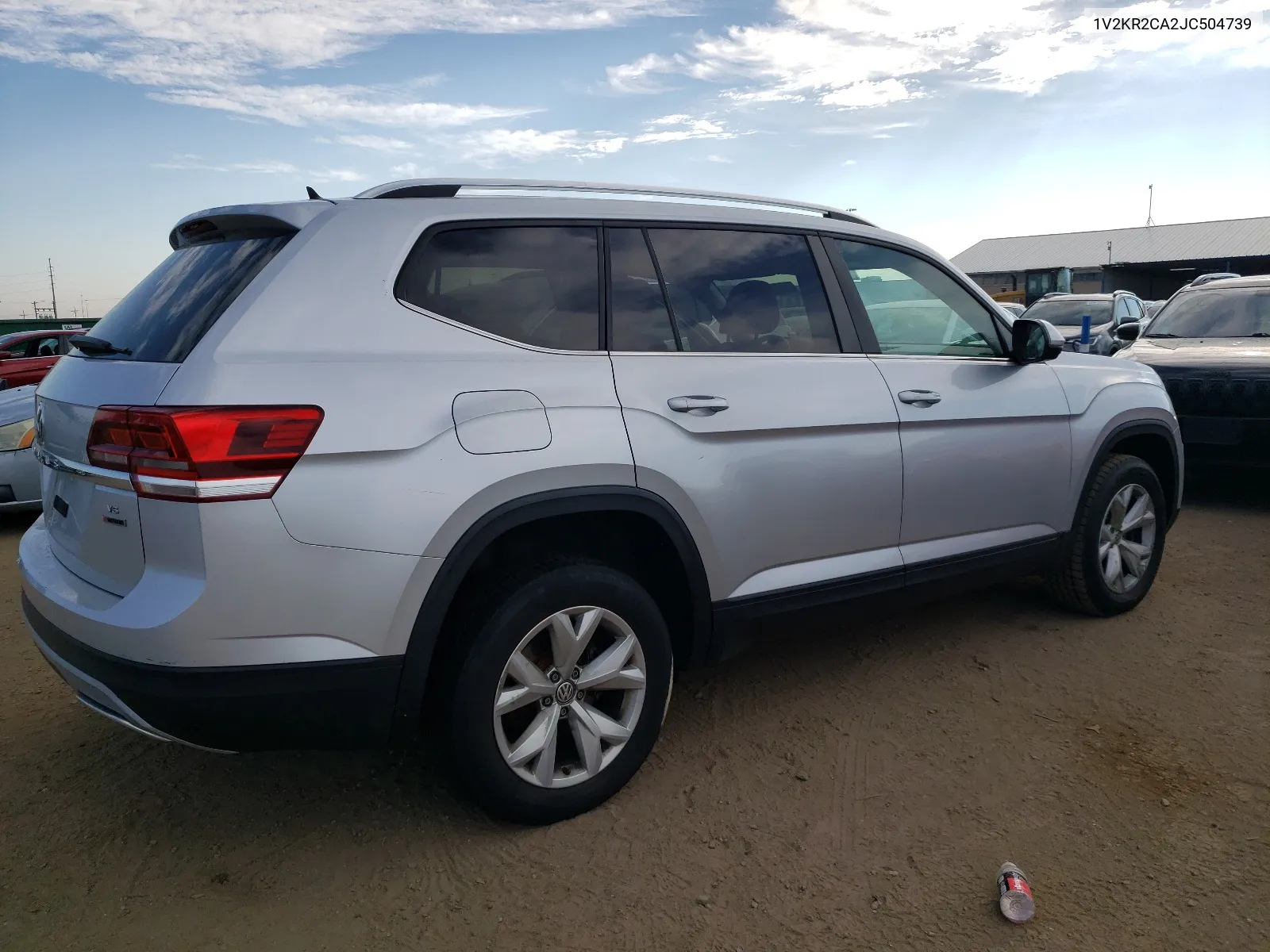 1V2KR2CA2JC504739 2018 Volkswagen Atlas Se