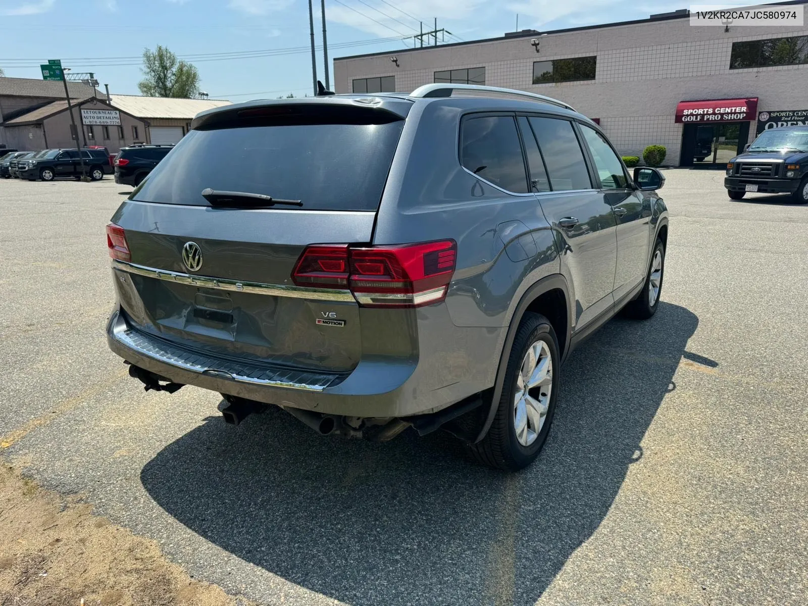 2018 Volkswagen Atlas Se VIN: 1V2KR2CA7JC580974 Lot: 68618274