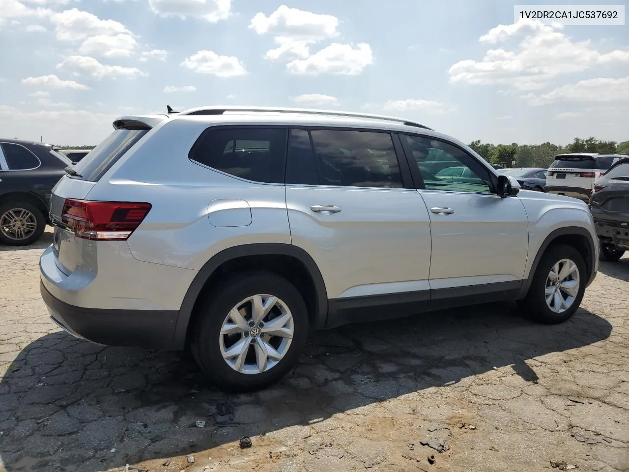 2018 Volkswagen Atlas Se VIN: 1V2DR2CA1JC537692 Lot: 69176794