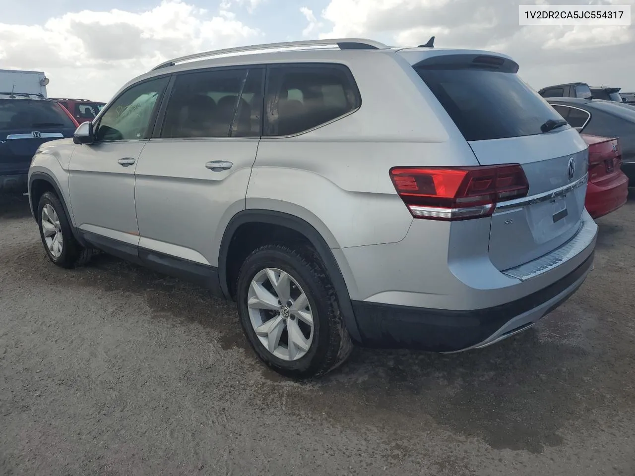 2018 Volkswagen Atlas Se VIN: 1V2DR2CA5JC554317 Lot: 74984474