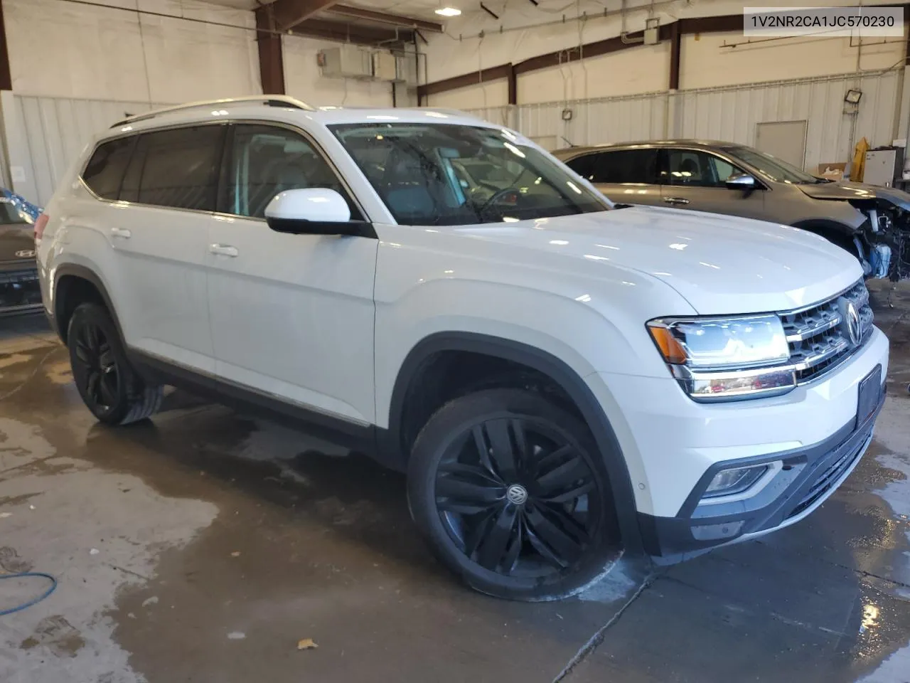 2018 Volkswagen Atlas Sel Premium VIN: 1V2NR2CA1JC570230 Lot: 75230604