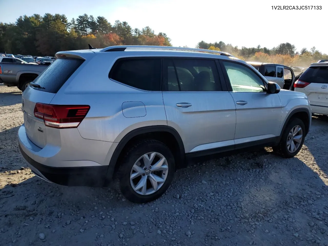 2018 Volkswagen Atlas Se VIN: 1V2LR2CA3JC517133 Lot: 75624054