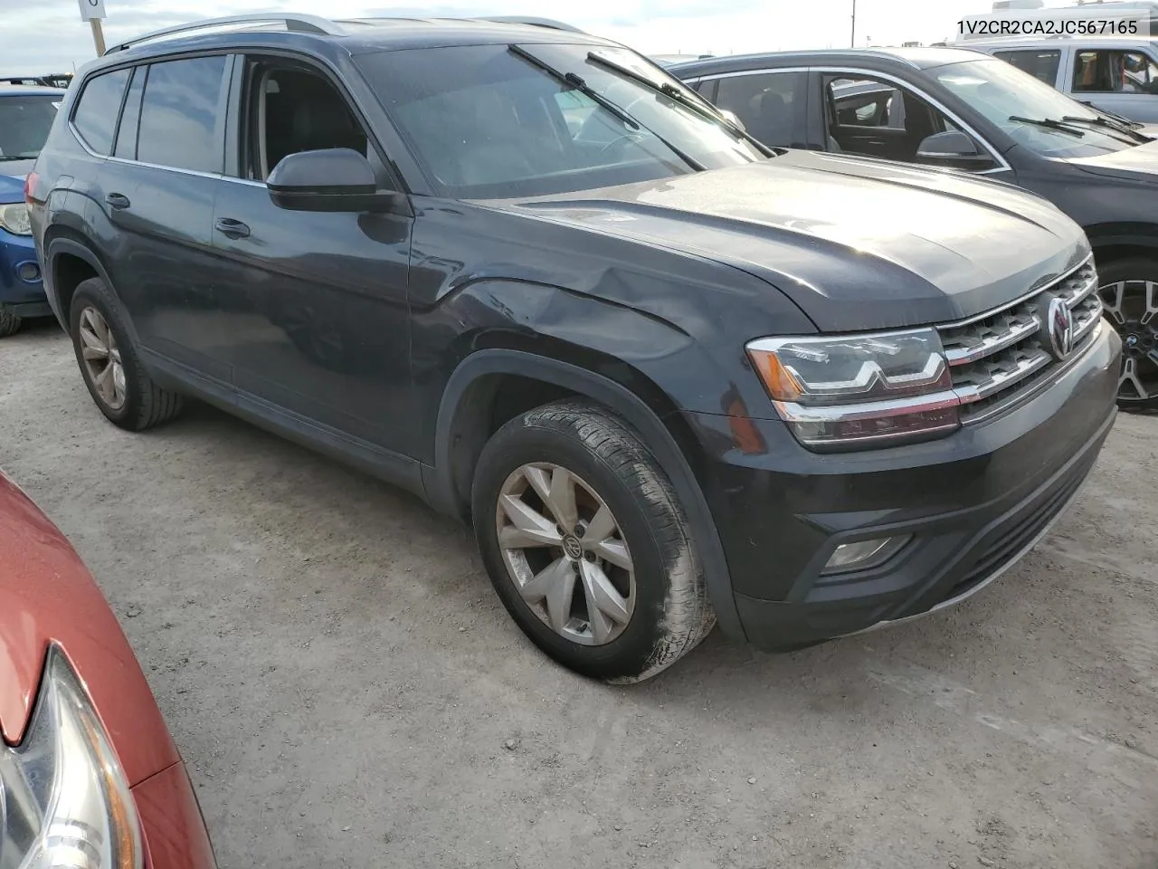 1V2CR2CA2JC567165 2018 Volkswagen Atlas Se