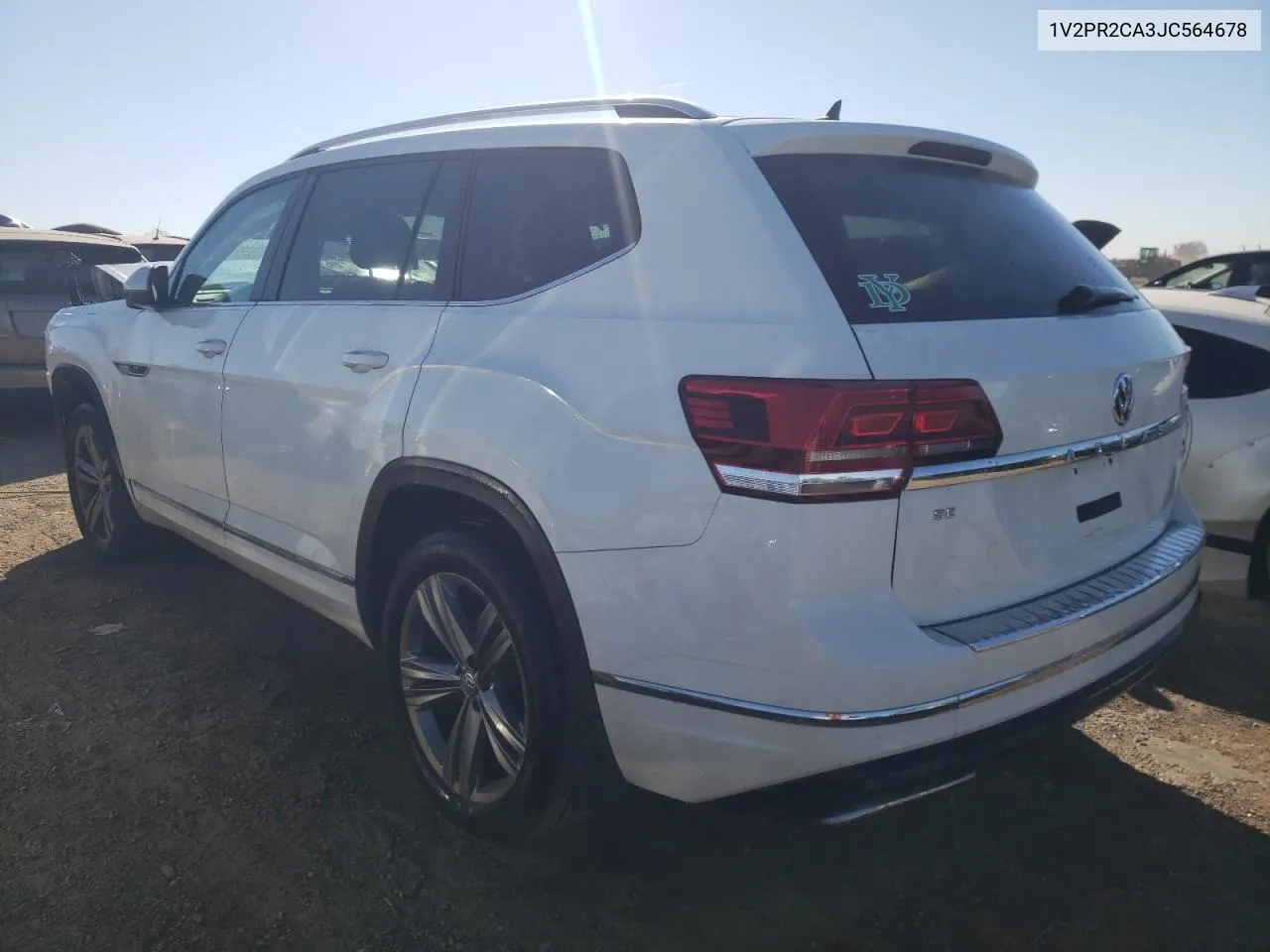 1V2PR2CA3JC564678 2018 Volkswagen Atlas Se