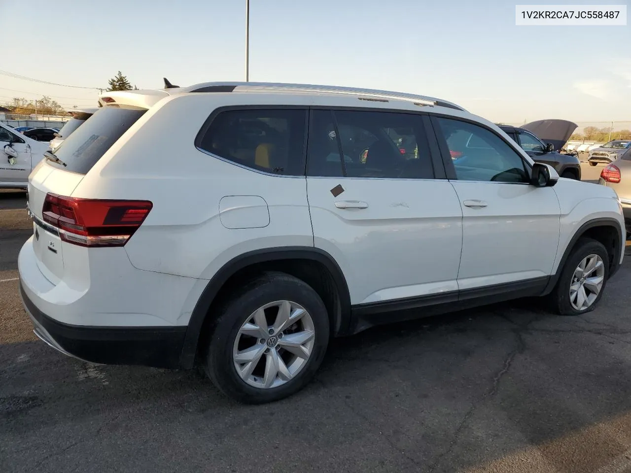 2018 Volkswagen Atlas Se VIN: 1V2KR2CA7JC558487 Lot: 77126744