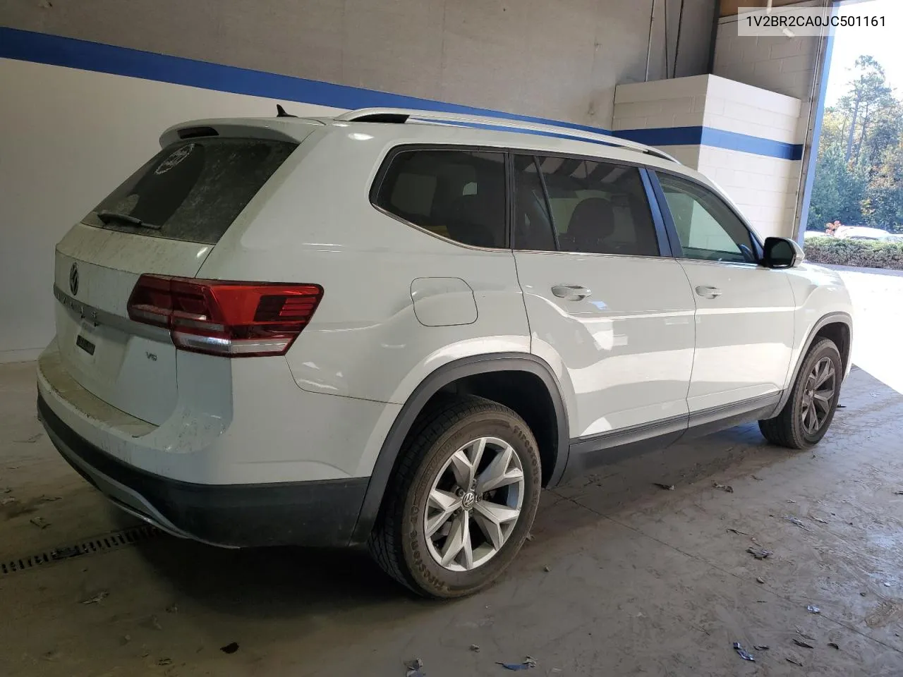 2018 Volkswagen Atlas VIN: 1V2BR2CA0JC501161 Lot: 77683294