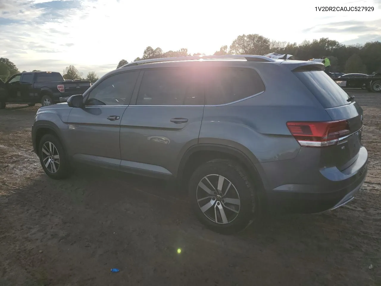 2018 Volkswagen Atlas Se VIN: 1V2DR2CA0JC527929 Lot: 79241704