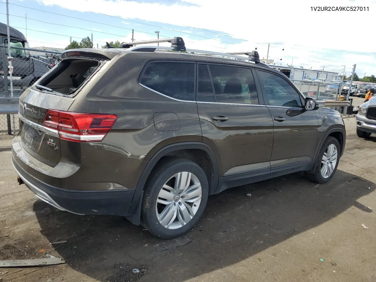 1V2UR2CA9KC527011 2019 Volkswagen Atlas Se