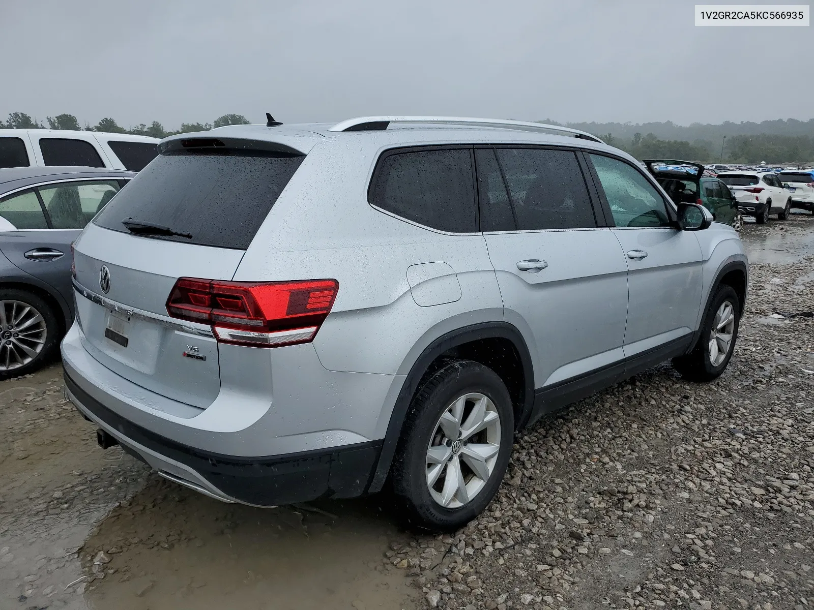 1V2GR2CA5KC566935 2019 Volkswagen Atlas S