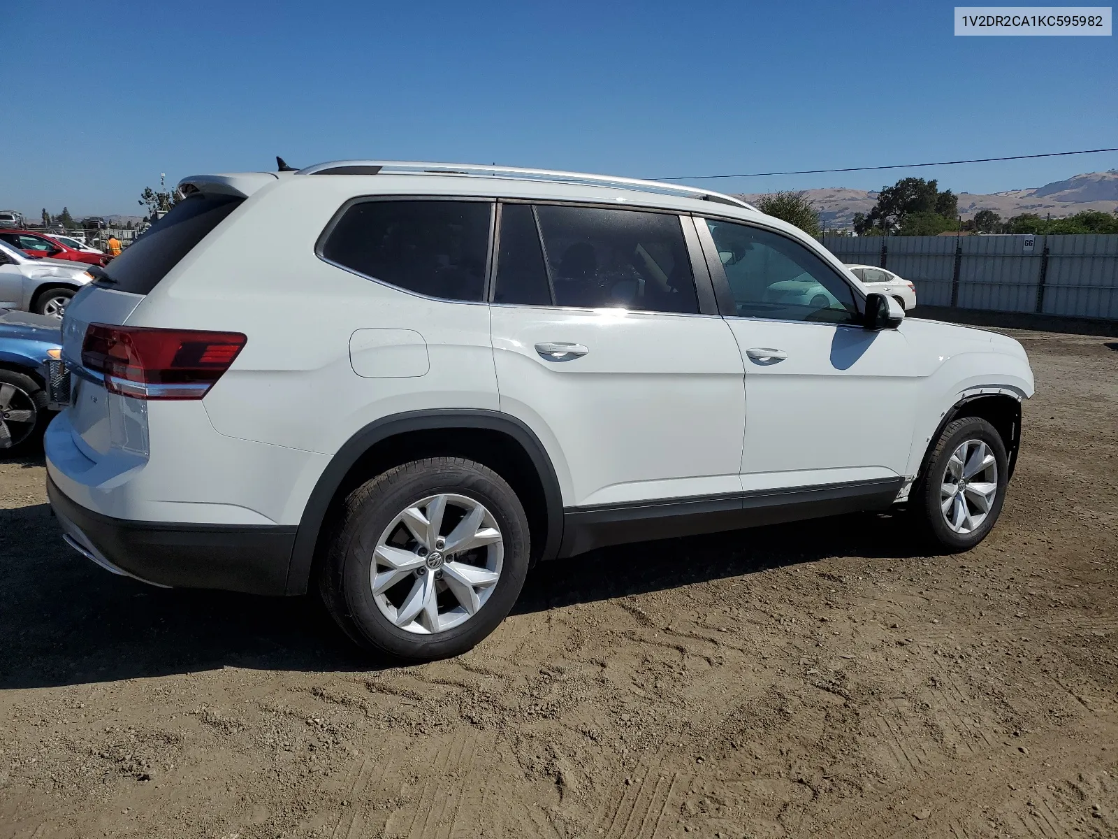 2019 Volkswagen Atlas Se VIN: 1V2DR2CA1KC595982 Lot: 65998724