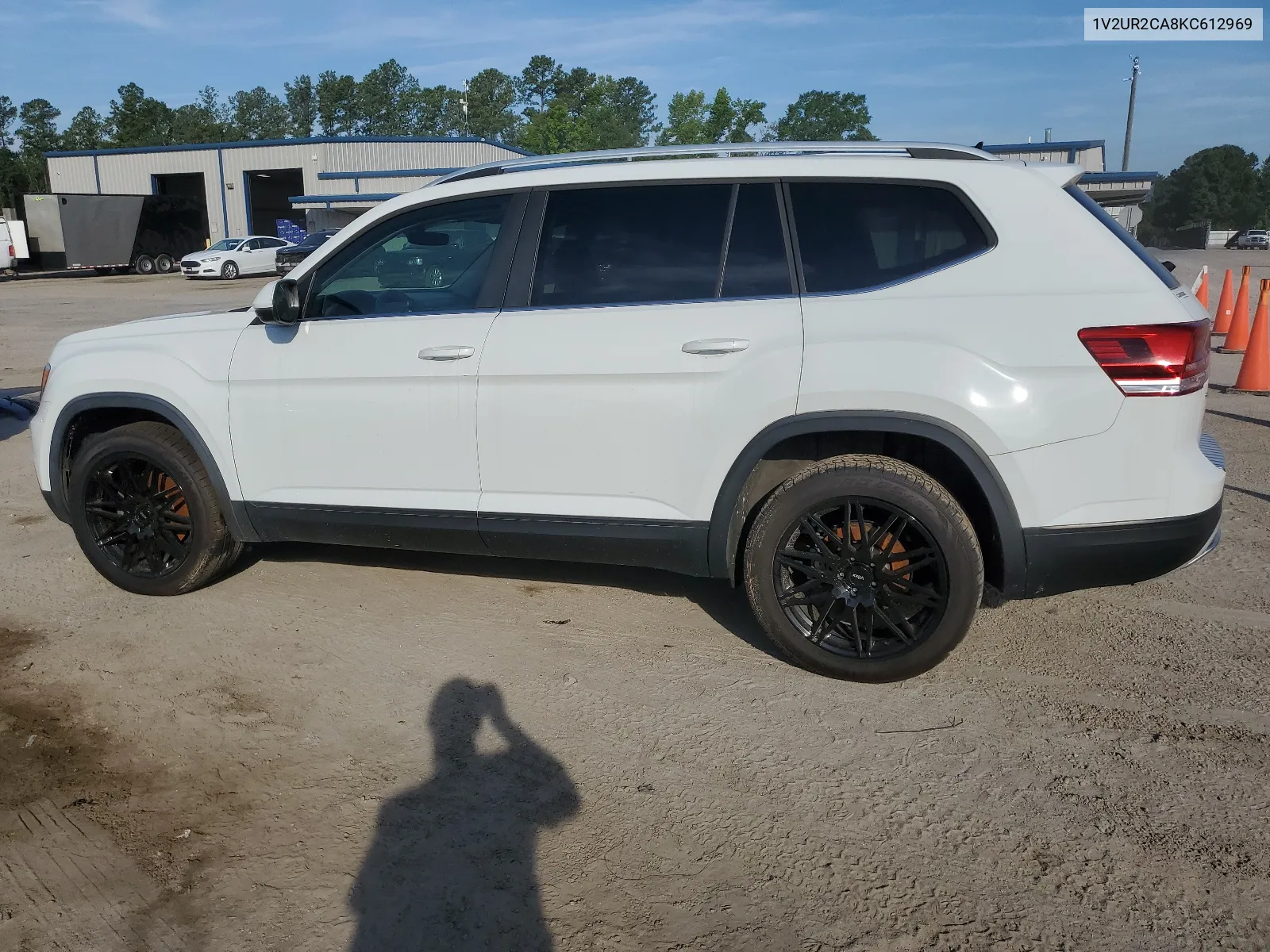 1V2UR2CA8KC612969 2019 Volkswagen Atlas Se