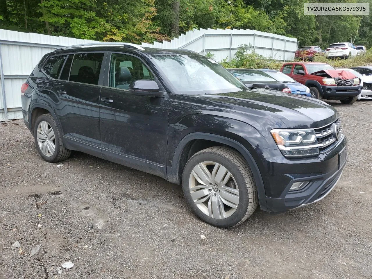 1V2UR2CA5KC579395 2019 Volkswagen Atlas Se