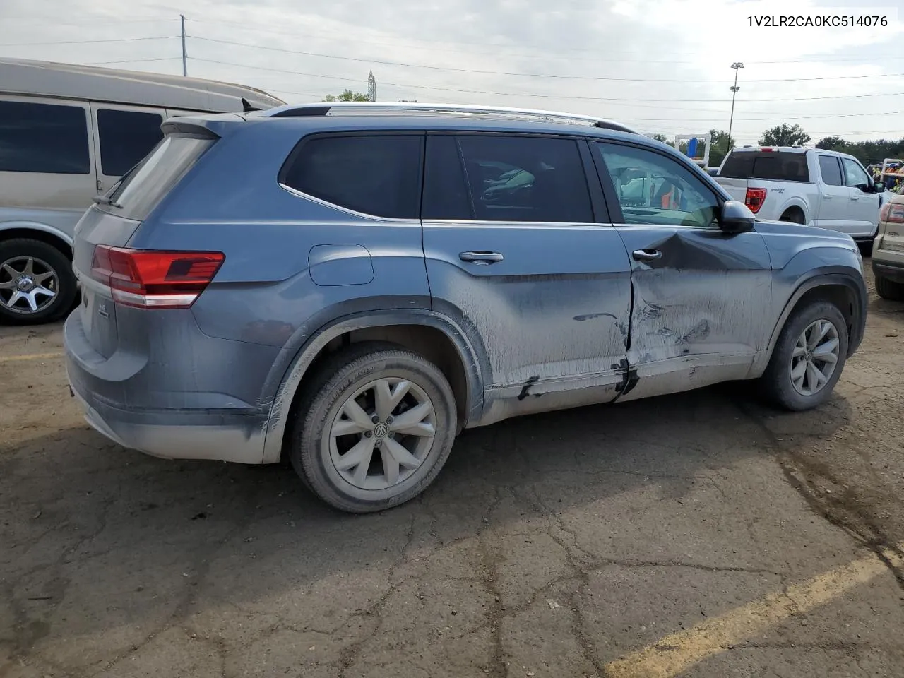 1V2LR2CA0KC514076 2019 Volkswagen Atlas Se