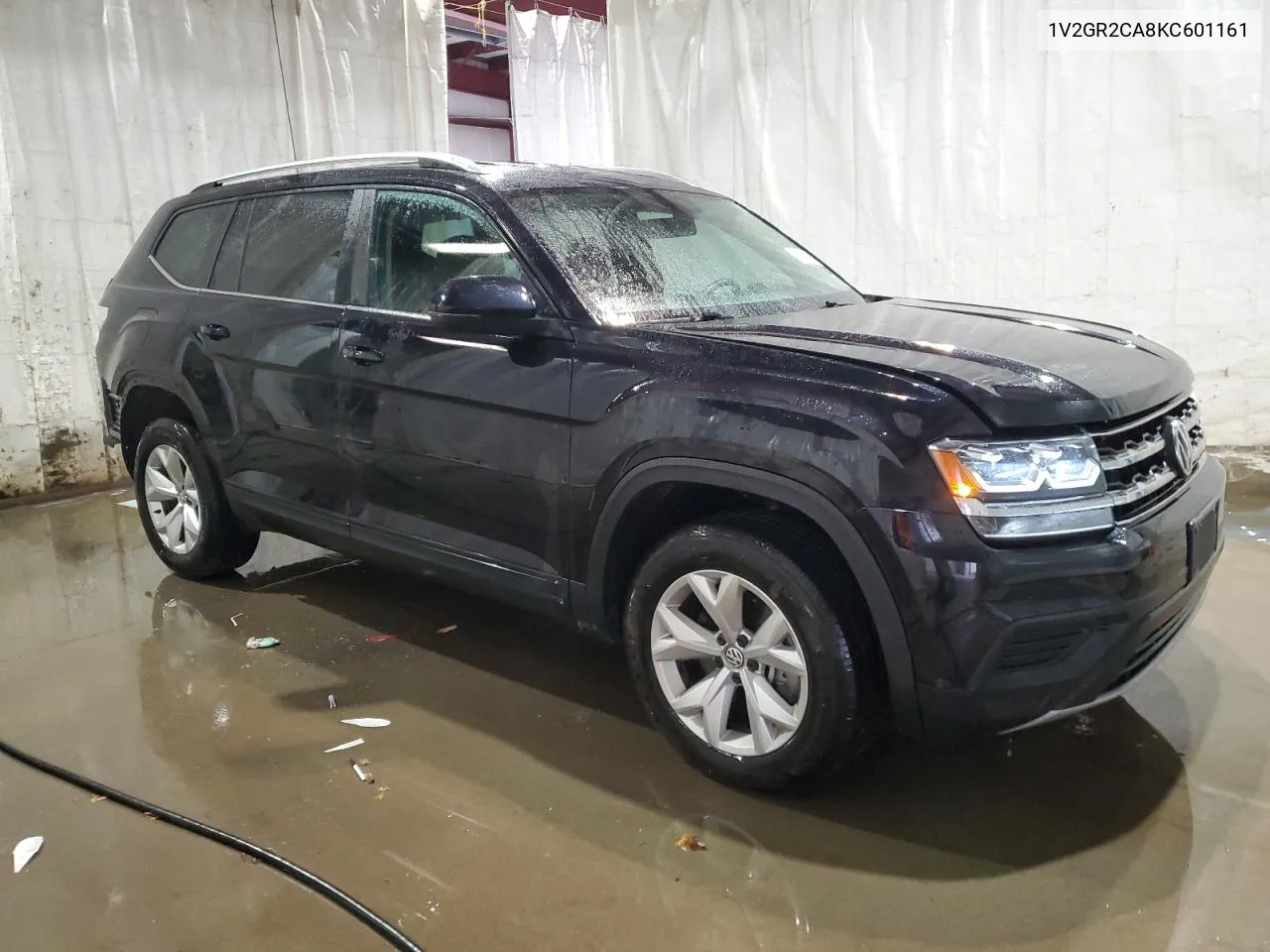 1V2GR2CA8KC601161 2019 Volkswagen Atlas S