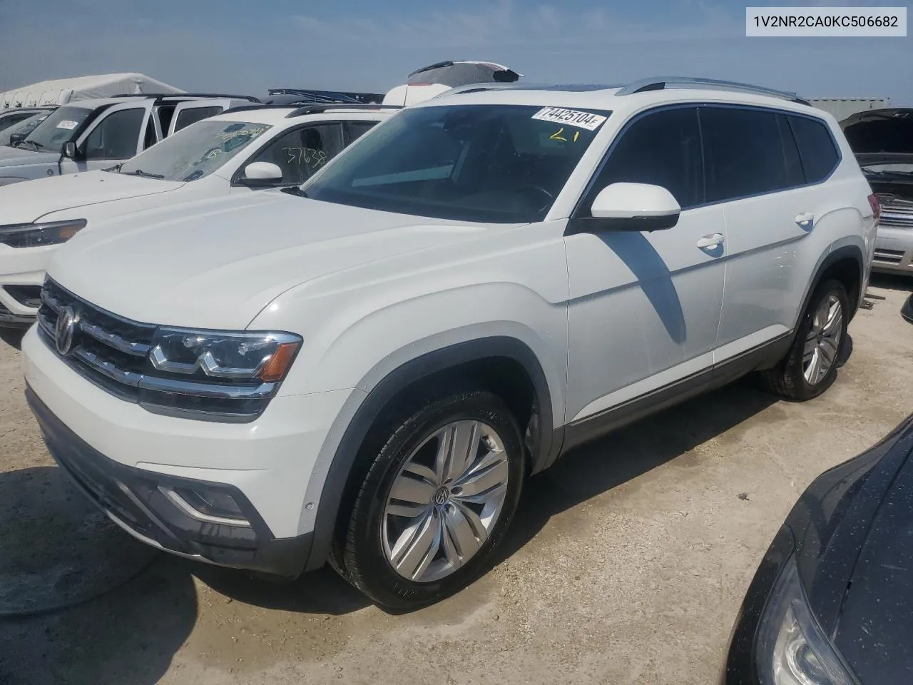 2019 Volkswagen Atlas Sel Premium VIN: 1V2NR2CA0KC506682 Lot: 74425104