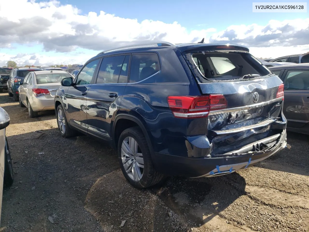 1V2UR2CA1KC596128 2019 Volkswagen Atlas Se