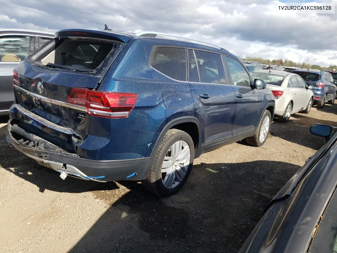 1V2UR2CA1KC596128 2019 Volkswagen Atlas Se