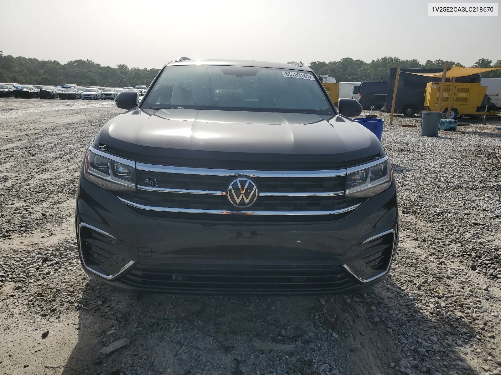 1V25E2CA3LC218670 2020 Volkswagen Atlas Cross Sport Se