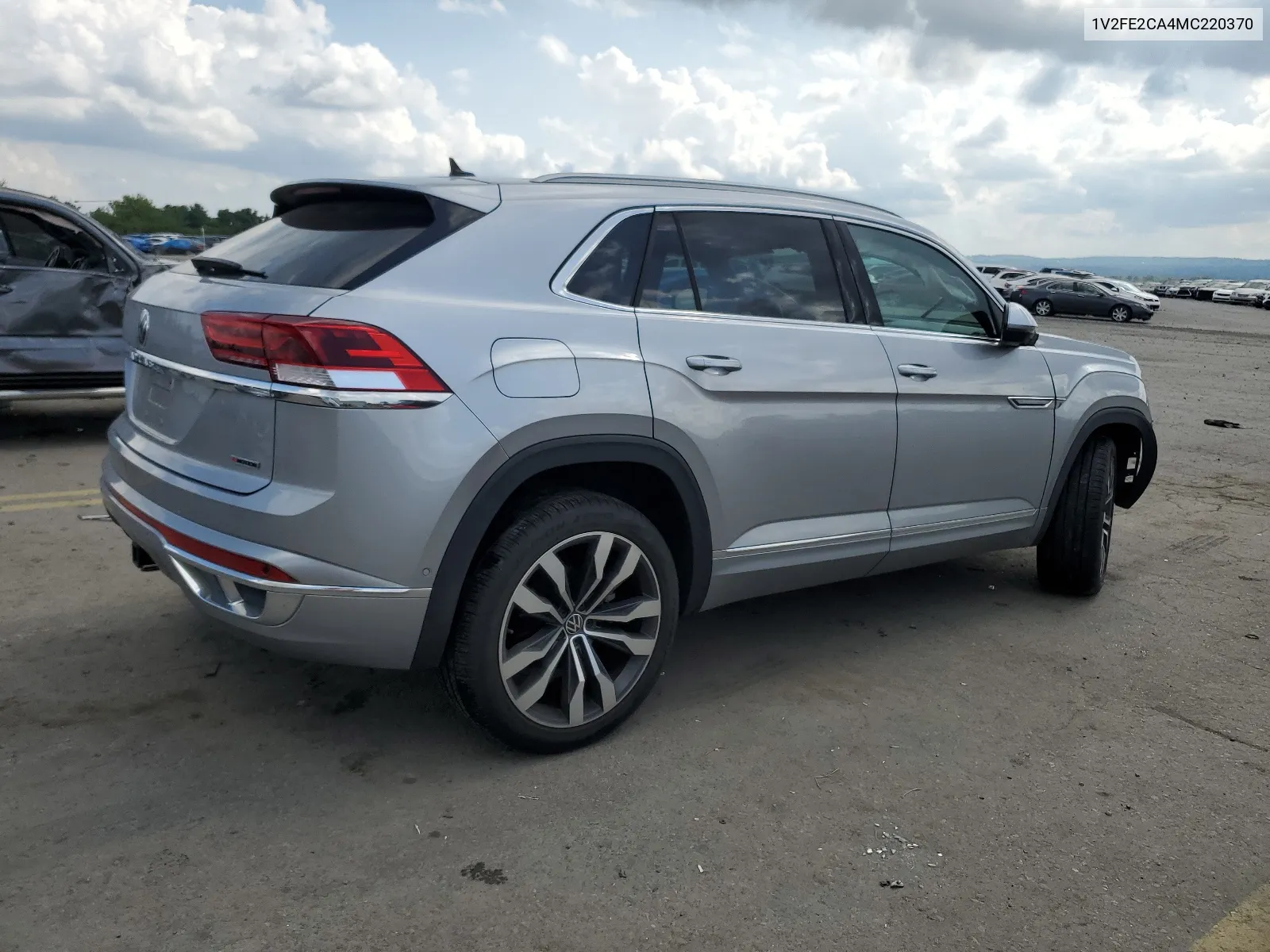 2021 Volkswagen Atlas Cross Sport Sel Premium R-Line VIN: 1V2FE2CA4MC220370 Lot: 65388374