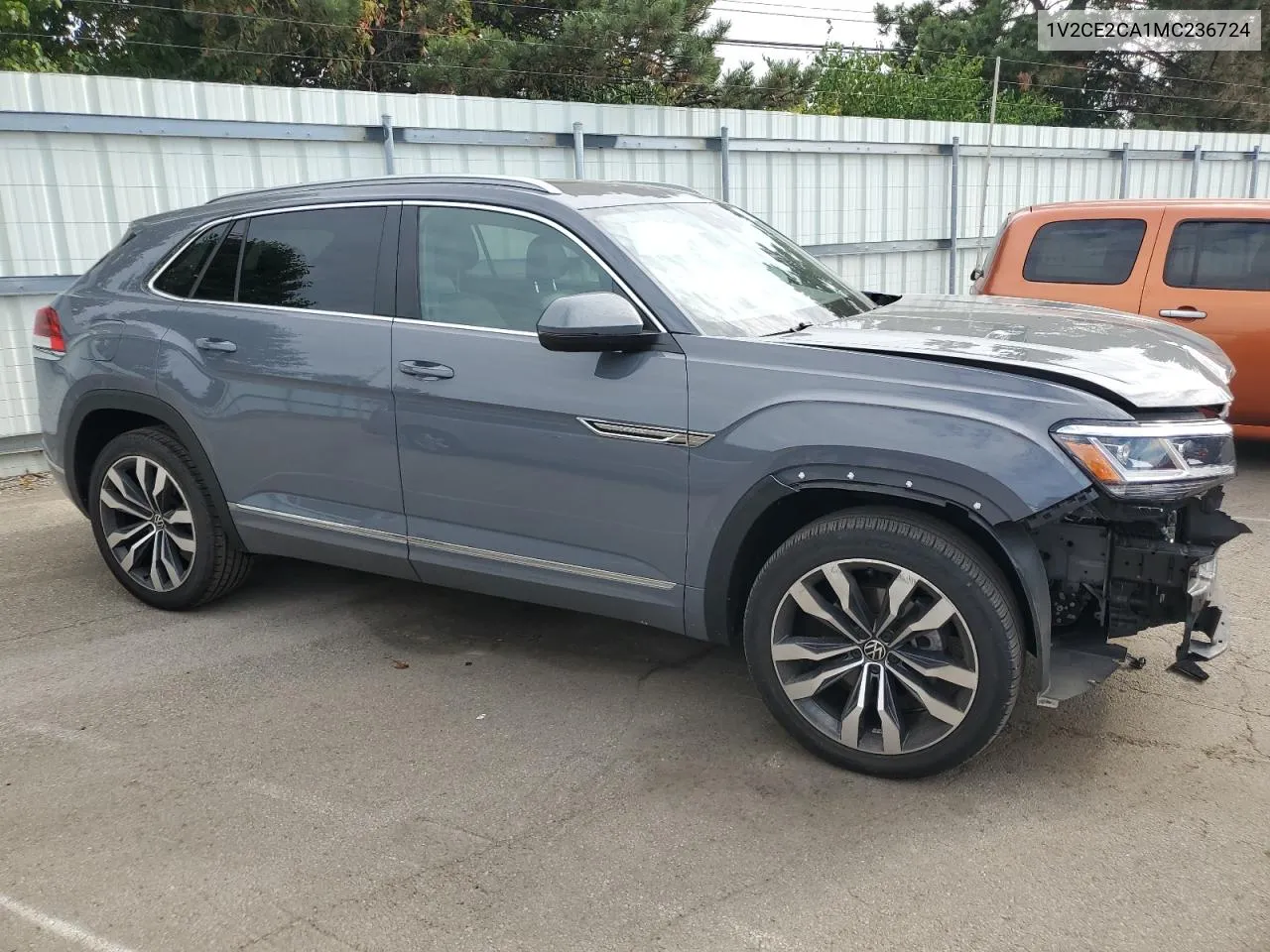 2021 Volkswagen Atlas Cross Sport Sel R-Line VIN: 1V2CE2CA1MC236724 Lot: 71820594