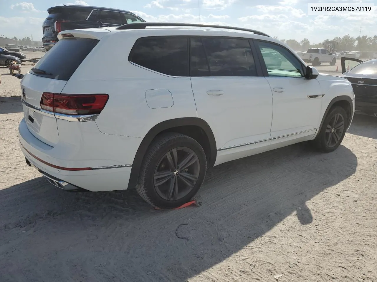 1V2PR2CA3MC579119 2021 Volkswagen Atlas Se