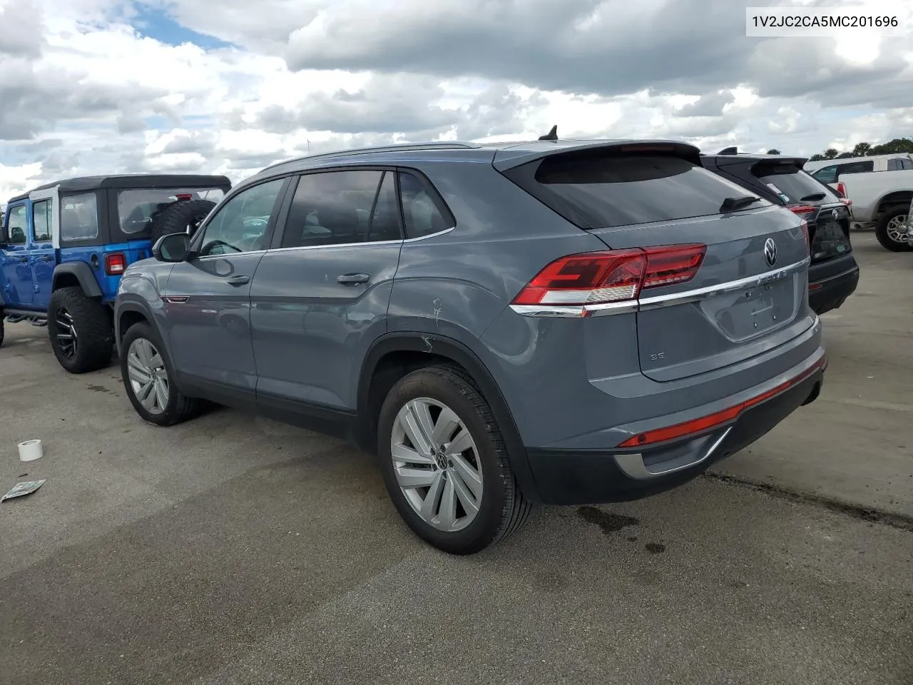 1V2JC2CA5MC201696 2021 Volkswagen Atlas Cross Sport Se