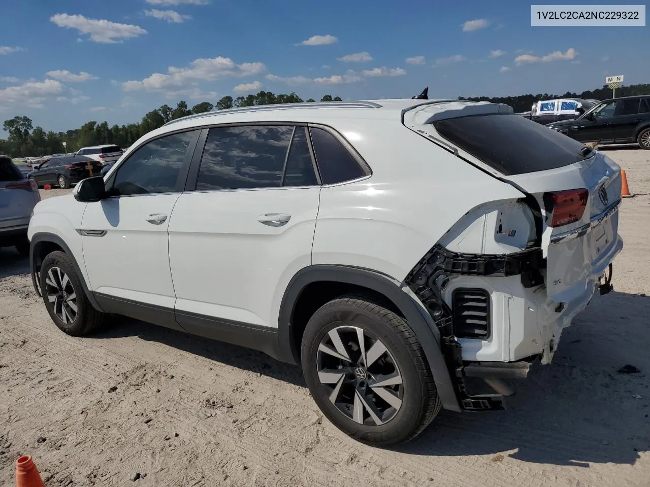 1V2LC2CA2NC229322 2022 Volkswagen Atlas Cross Sport Se