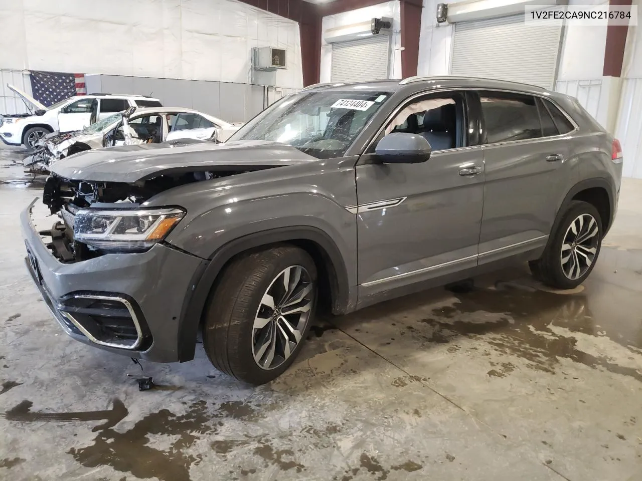 2022 Volkswagen Atlas Cross Sport Sel Premium R-Line VIN: 1V2FE2CA9NC216784 Lot: 74124404