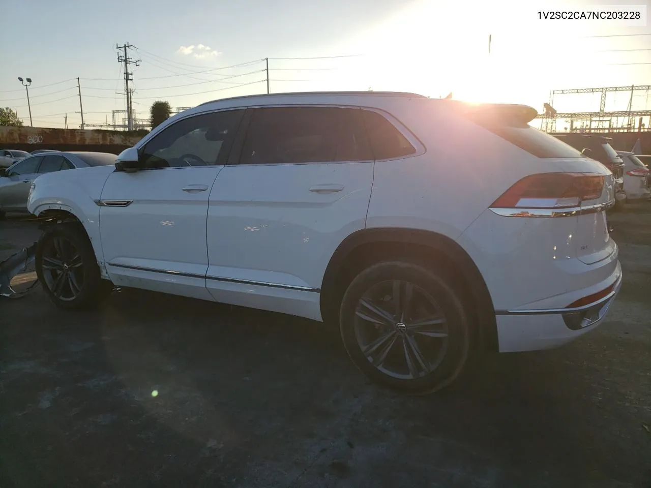 2022 Volkswagen Atlas Cross Sport Sel R-Line VIN: 1V2SC2CA7NC203228 Lot: 76046364