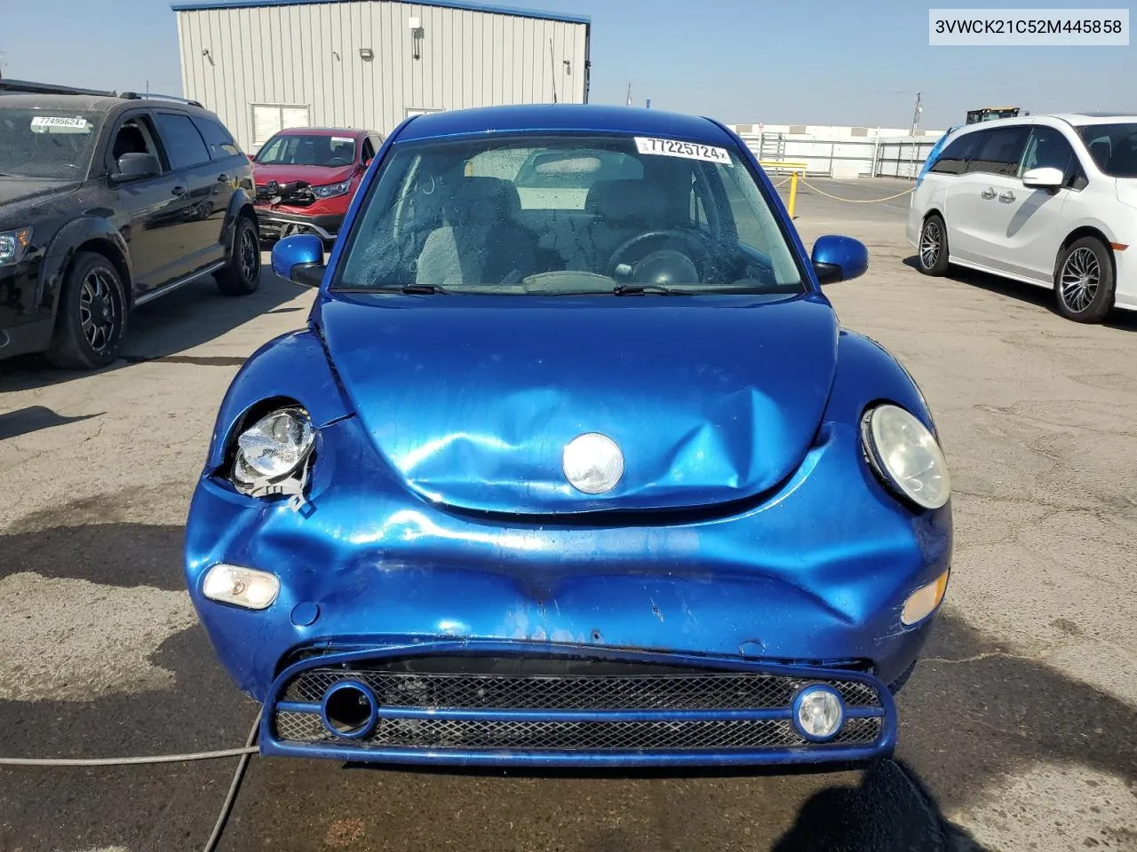 3VWCK21C52M445858 2002 Volkswagen New Beetle Gls