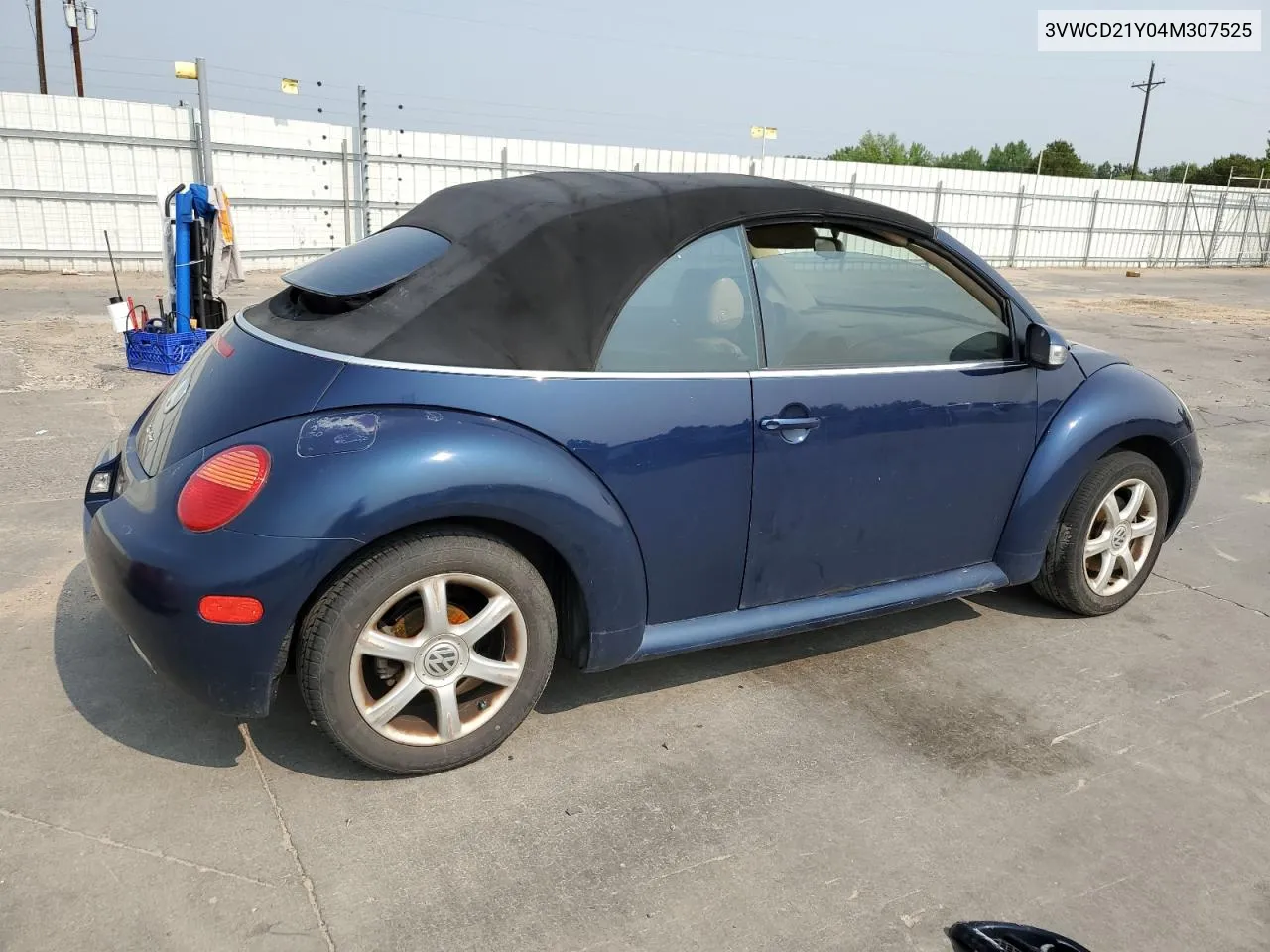 2004 Volkswagen New Beetle Gls VIN: 3VWCD21Y04M307525 Lot: 63509744