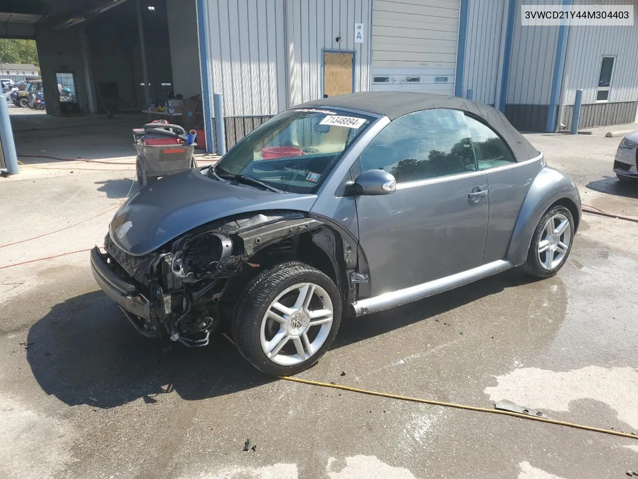 3VWCD21Y44M304403 2004 Volkswagen New Beetle Gls