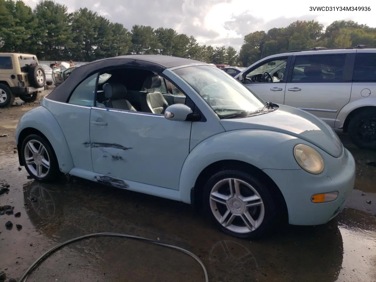 3VWCD31Y34M349936 2004 Volkswagen New Beetle Gls