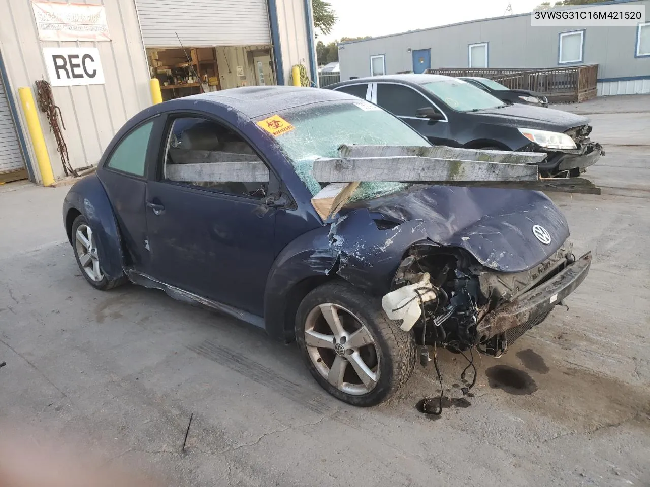 2006 Volkswagen New Beetle 2.5L Option Package 2 VIN: 3VWSG31C16M421520 Lot: 75523964