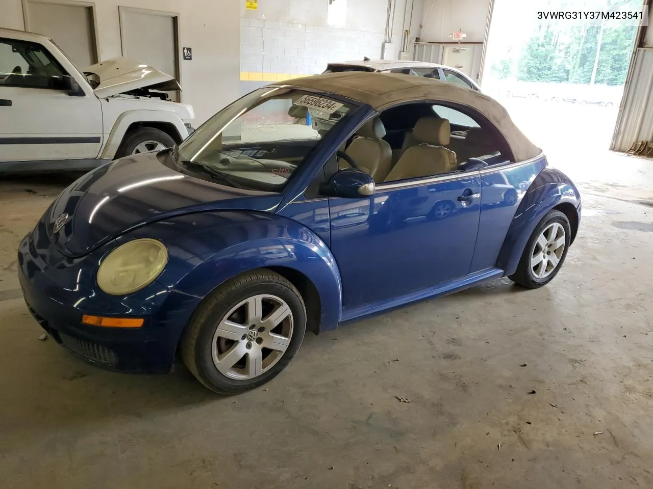 2007 Volkswagen New Beetle Convertible Option Package 1 VIN: 3VWRG31Y37M423541 Lot: 56596234