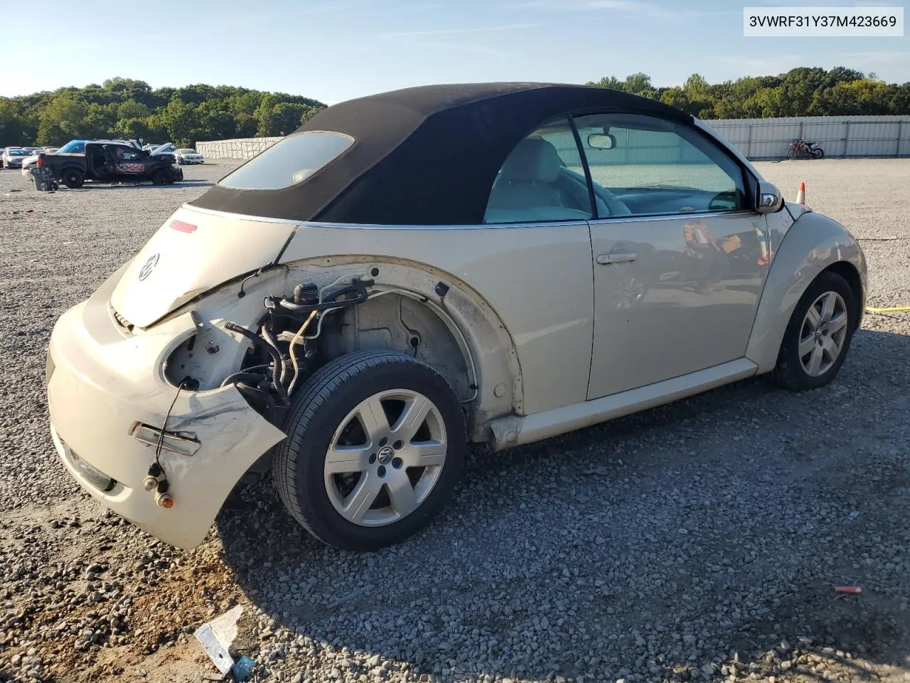 2007 Volkswagen New Beetle Convertible Option Package 1 VIN: 3VWRF31Y37M423669 Lot: 72400684