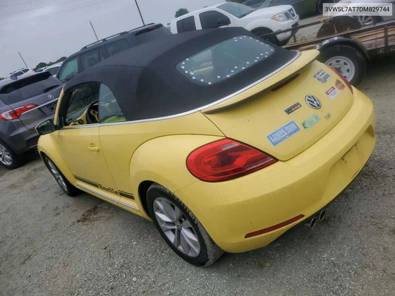 2013 Volkswagen Beetle VIN: 3VW5L7AT7DM829744 Lot: 74470404